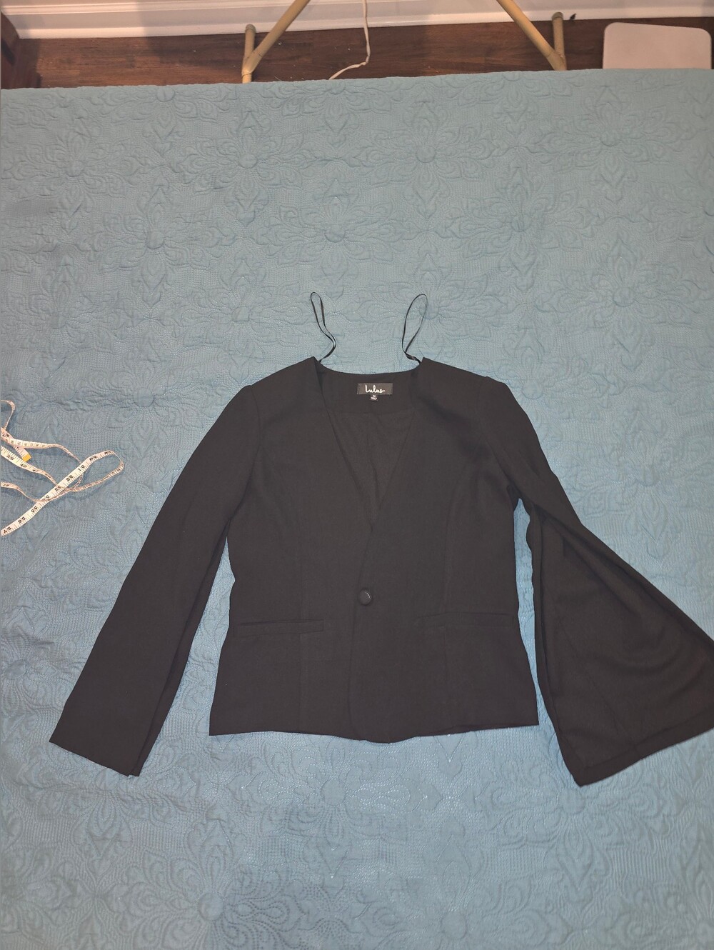 Lulus Black Blazer Size M Flare Slit Sleeve Single Button Blazer
